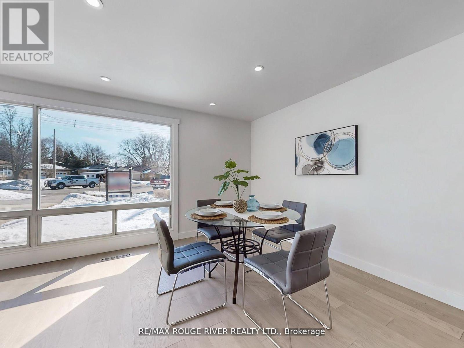 Photo 13 of 58 Flintridge Road, Toronto ON