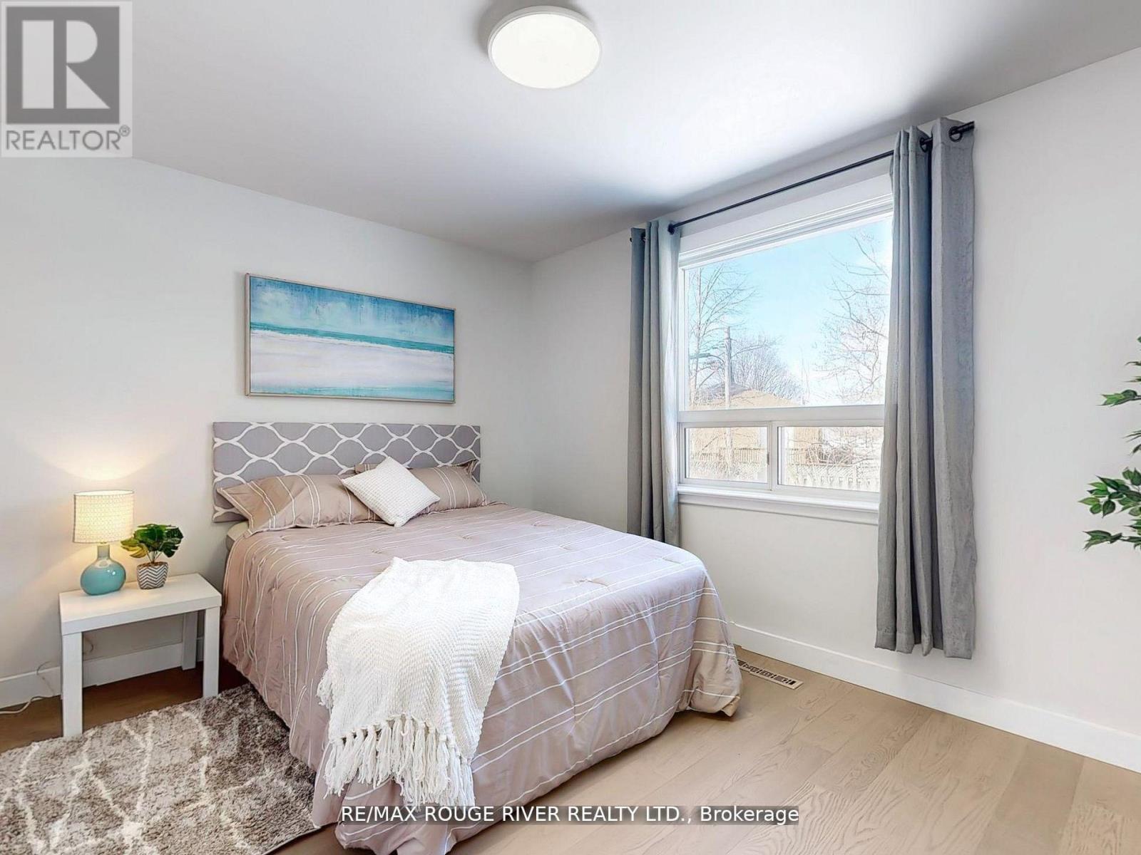 Photo 15 of 58 Flintridge Road, Toronto ON