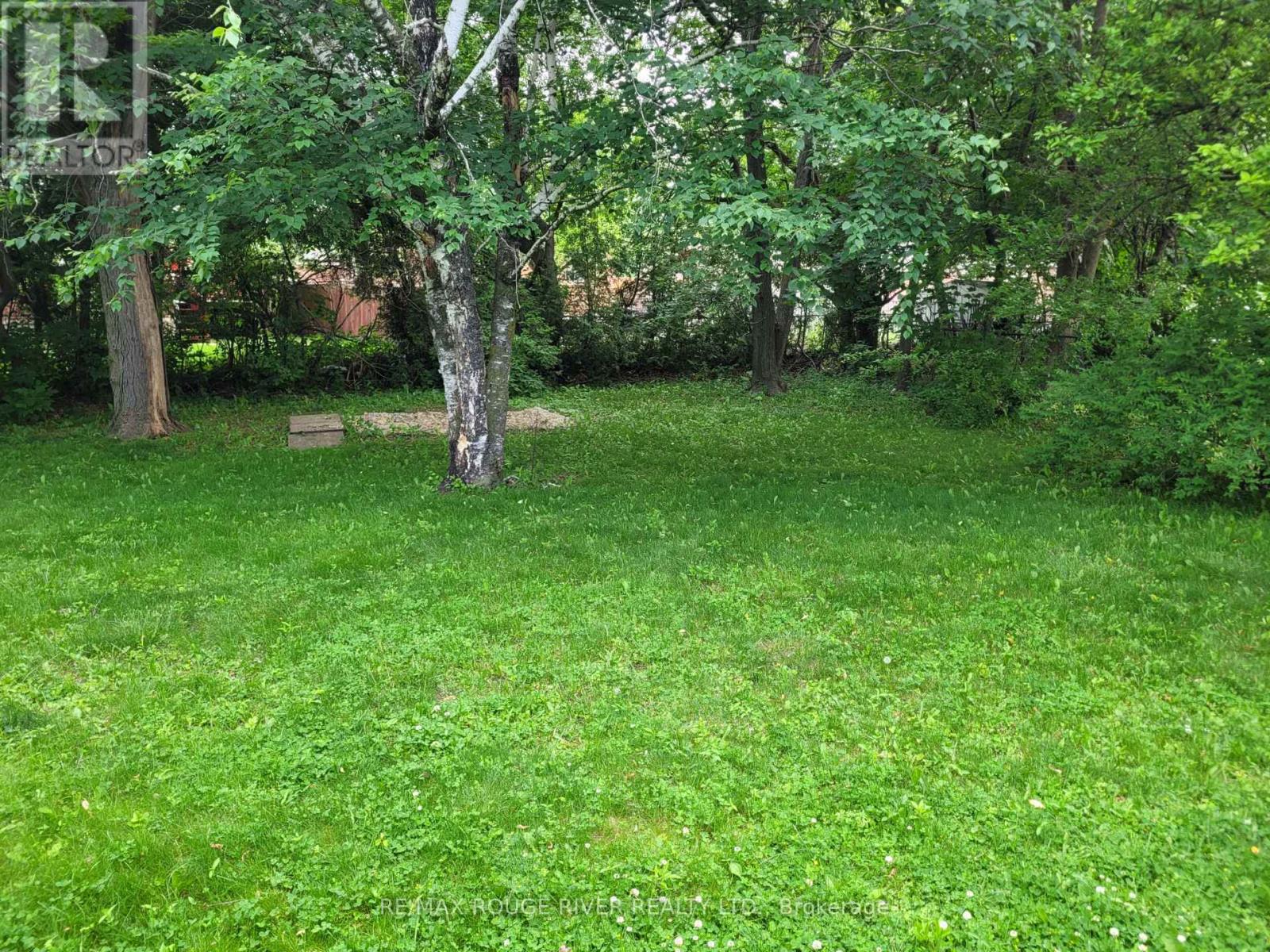 Photo 32 of 58 Flintridge Road, Toronto ON
