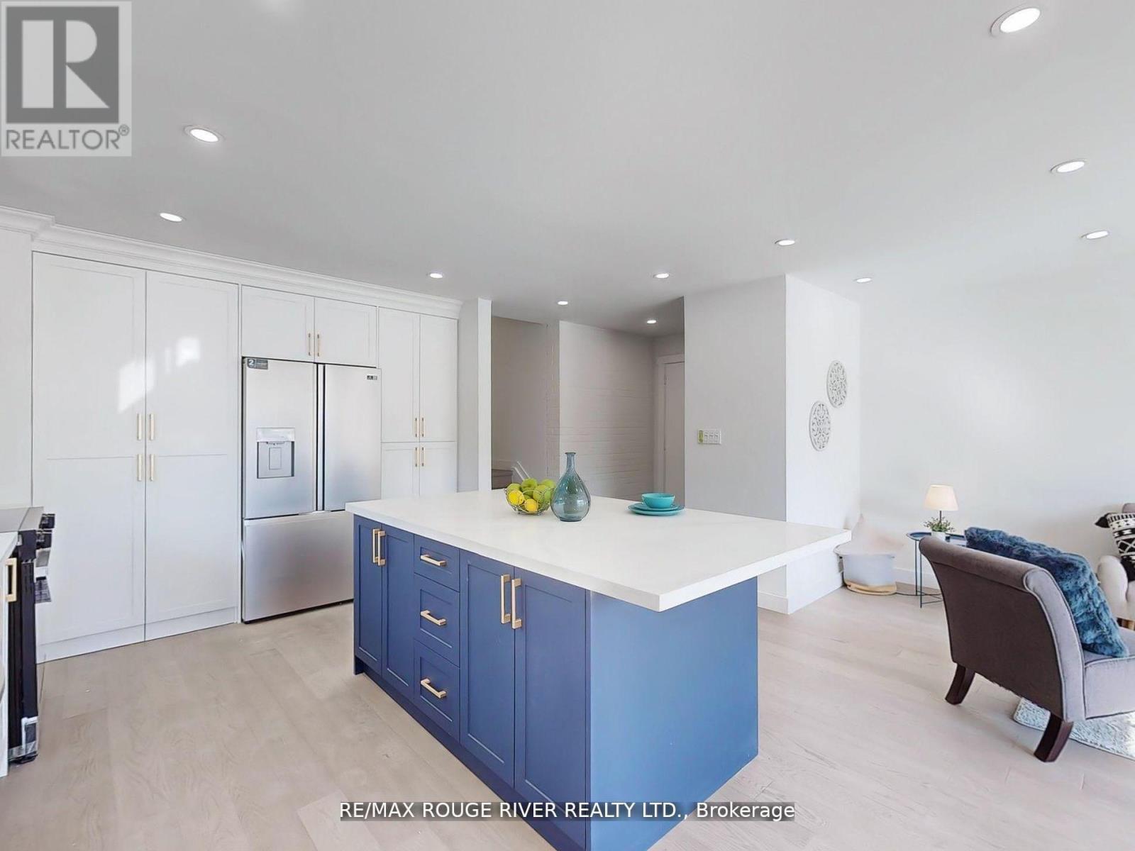 Photo 9 of 58 Flintridge Road, Toronto ON