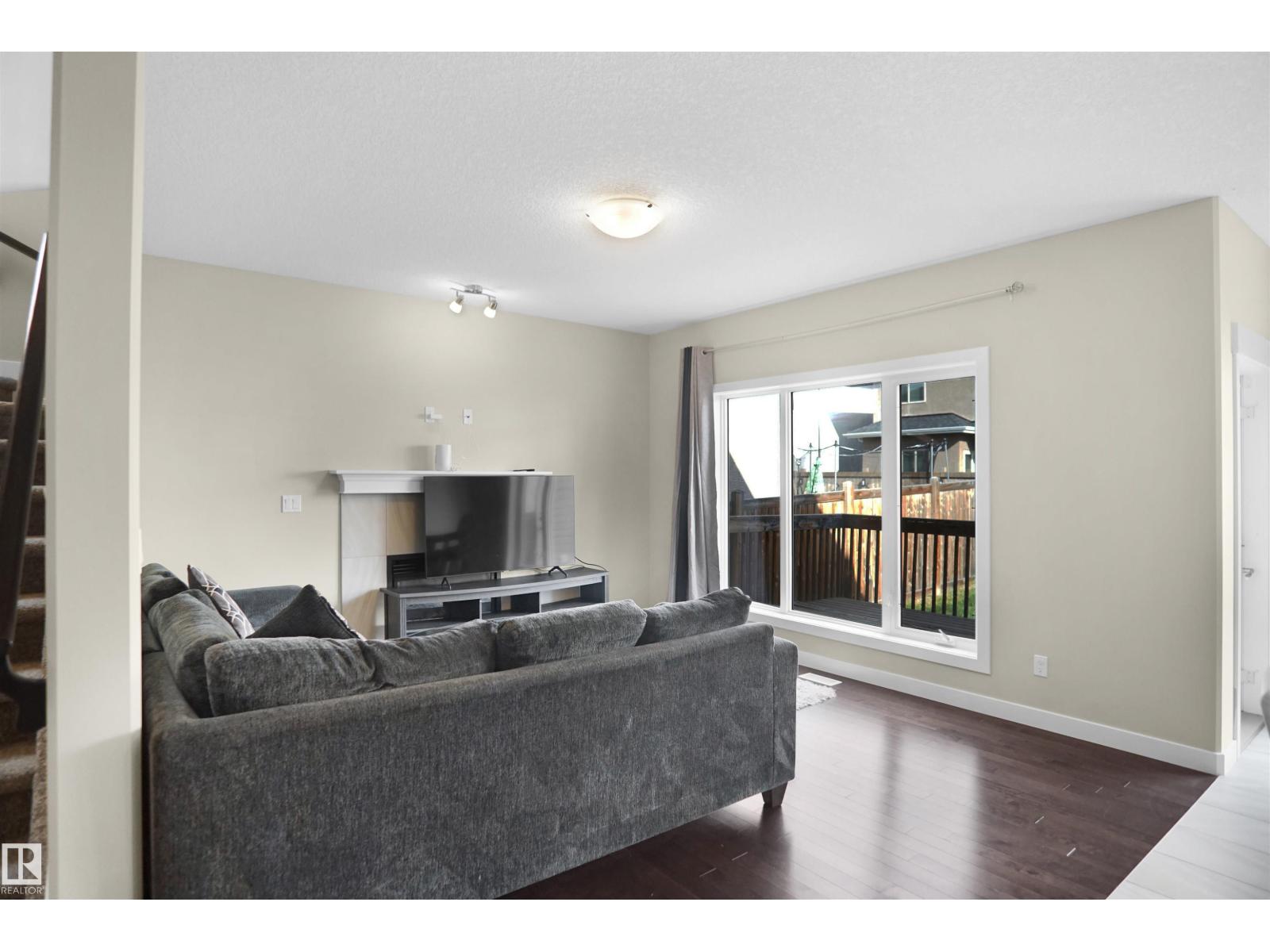 Photo 22 of 17007 62 St Nw, Edmonton AB