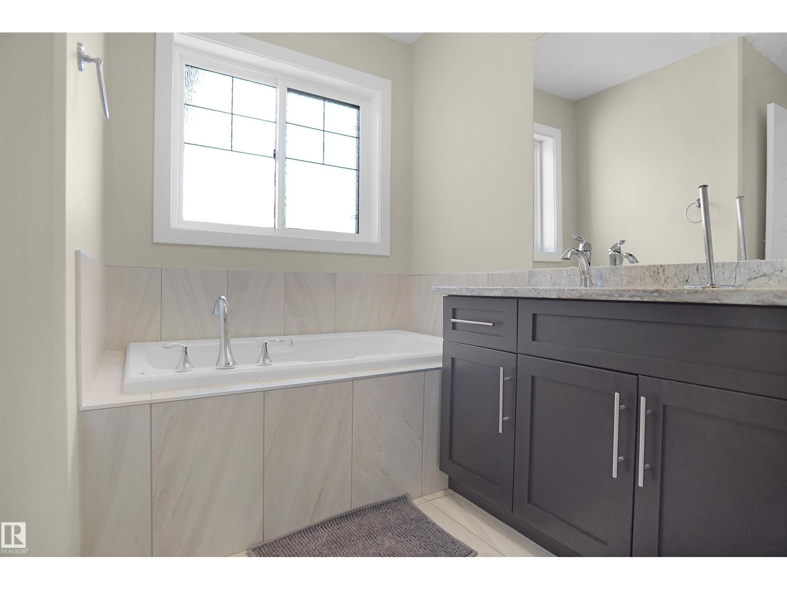 Photo 29 of 17007 62 St Nw, Edmonton AB