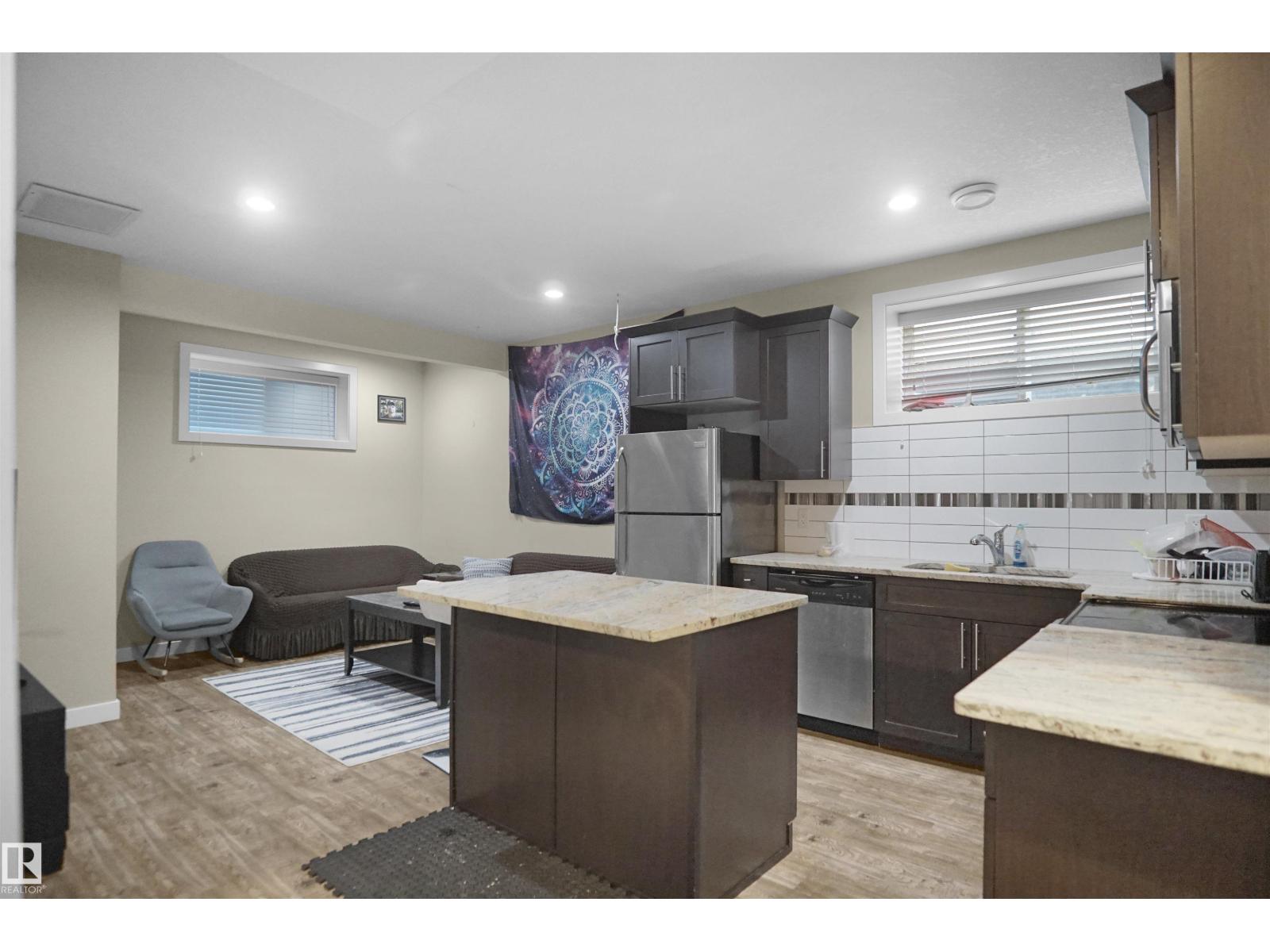 Photo 40 of 17007 62 St Nw, Edmonton AB