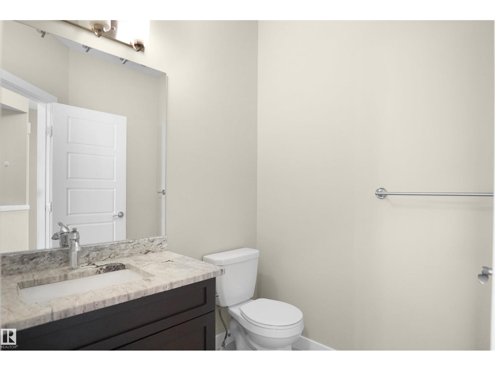 Photo 6 of 17007 62 St Nw, Edmonton AB