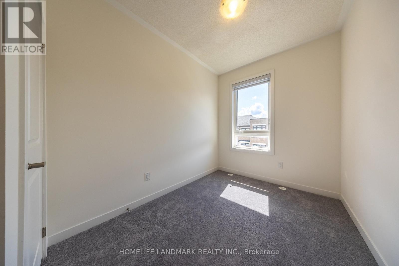 Photo 15 of 70 Riley Reed Lane, Richmond Hill ON