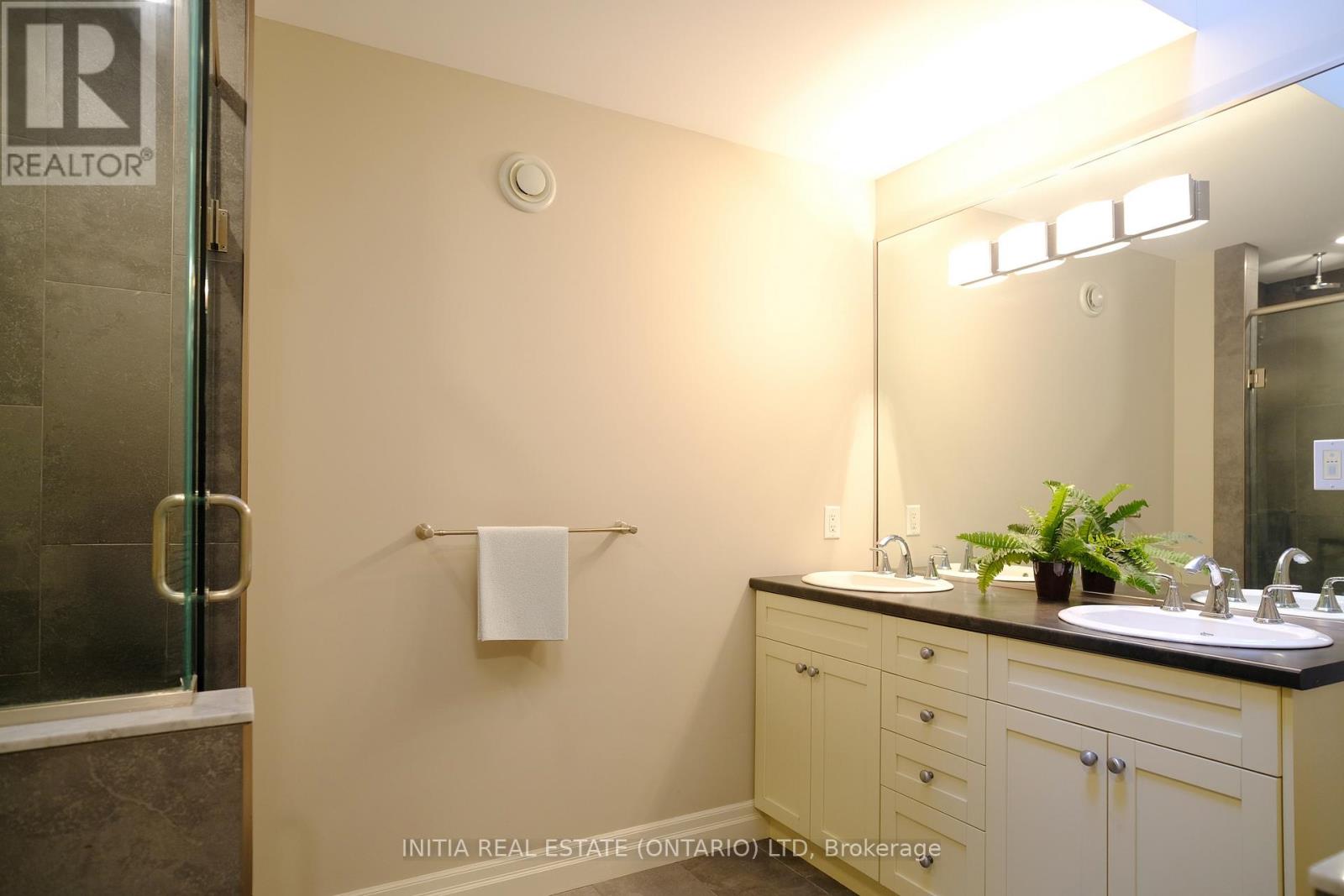 Photo 20 of 1615 Wickerson Gate, London South ON