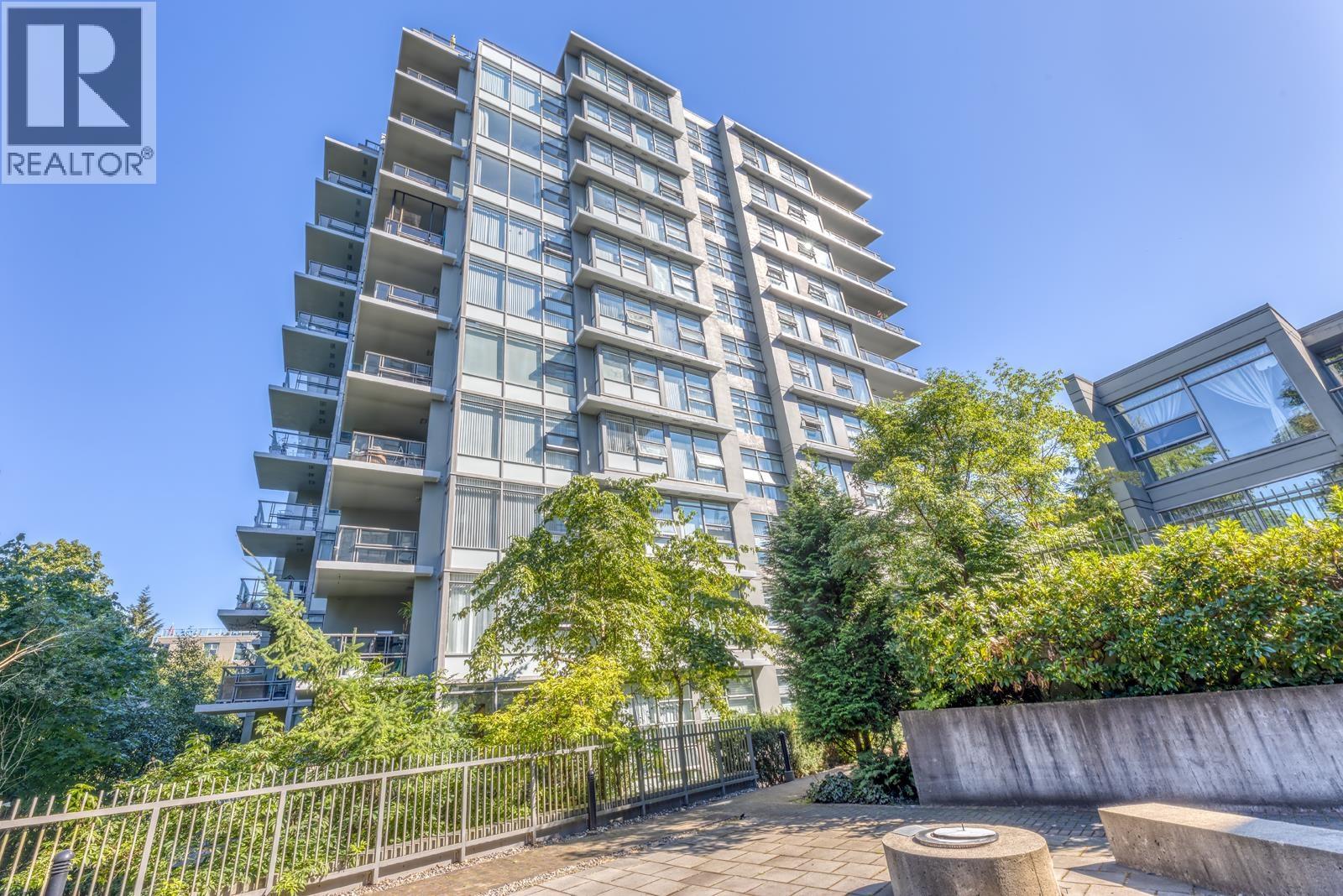 Photo 1 of 307 9222 University Crescent, Burnaby BC