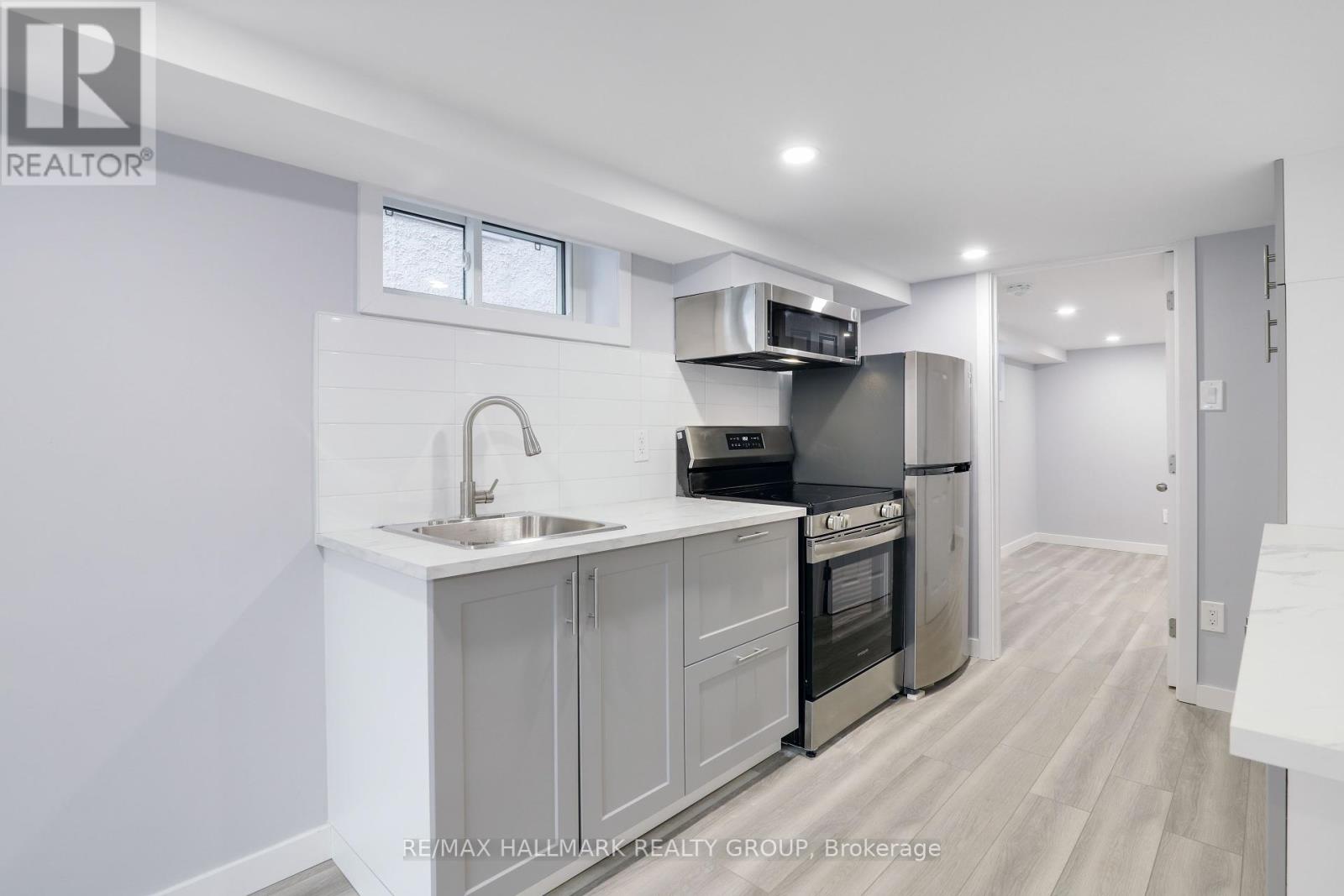 Photo 7 of B 15 Marier Avenue, Ottawa ON