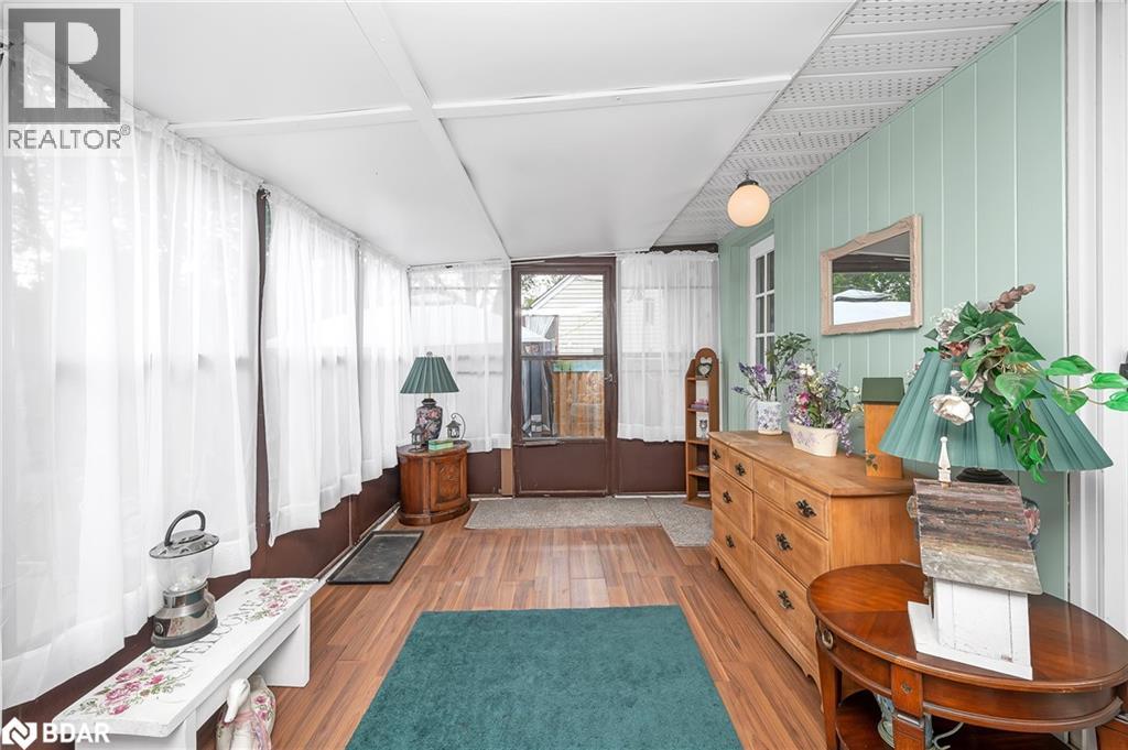 Photo 19 of 164 Adair Avenue N, Hamilton ON