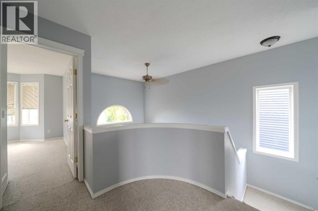 Single Family House for Sale in  Everstone Avenue SW Evergreen Calgary 