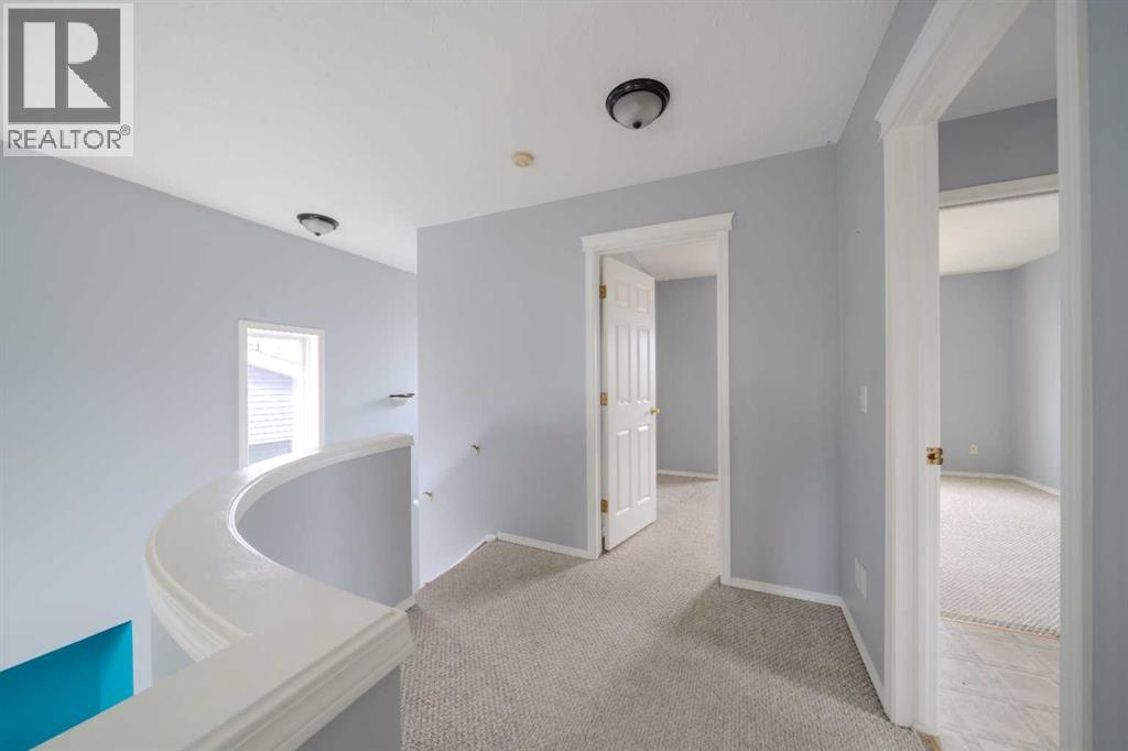 Single Family House for Sale in  Everstone Avenue SW Evergreen Calgary 