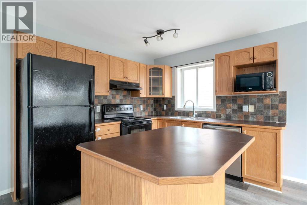 Single Family House for Sale in  Everstone Avenue SW Evergreen Calgary 