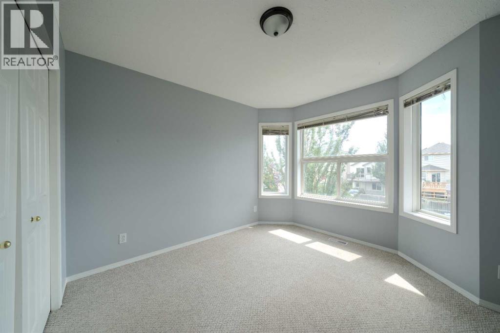 Single Family House for Sale in  Everstone Avenue SW Evergreen Calgary 