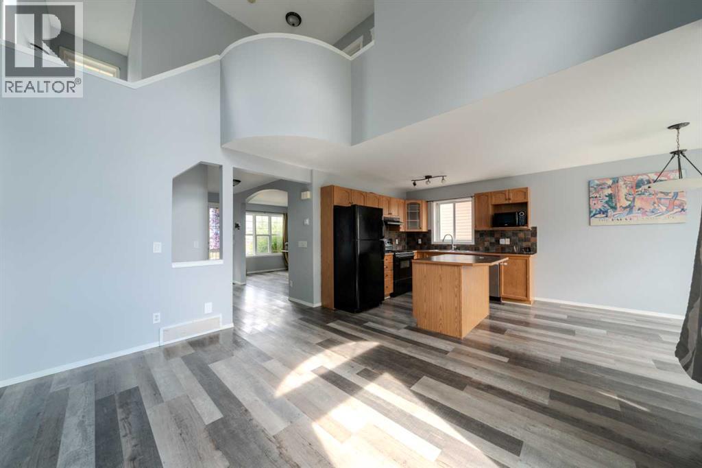 Single Family House for Sale in  Everstone Avenue SW Evergreen Calgary 