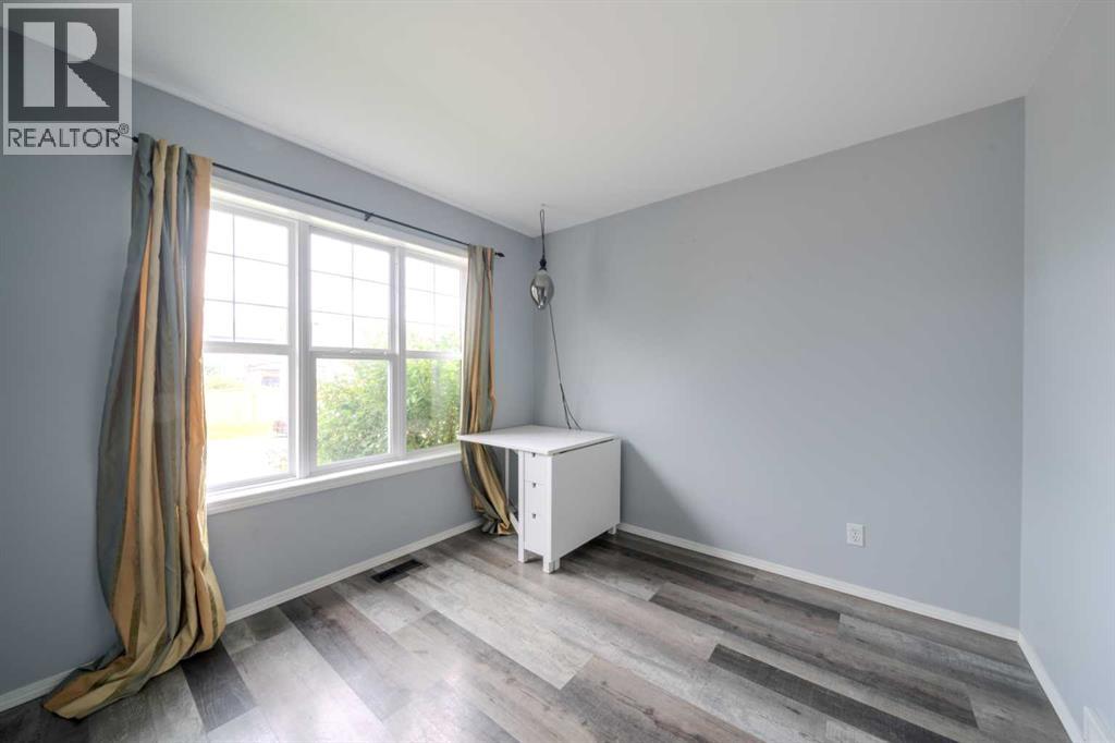 Single Family House for Sale in  Everstone Avenue SW Evergreen Calgary 
