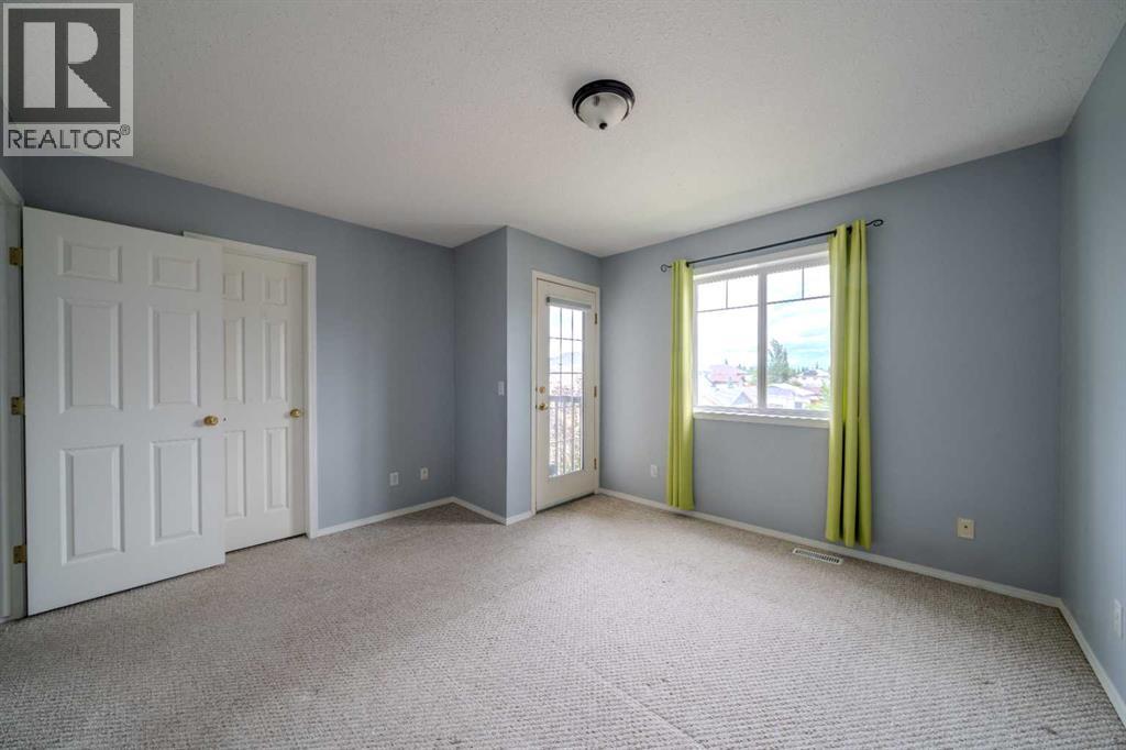 Single Family House for Sale in  Everstone Avenue SW Evergreen Calgary 