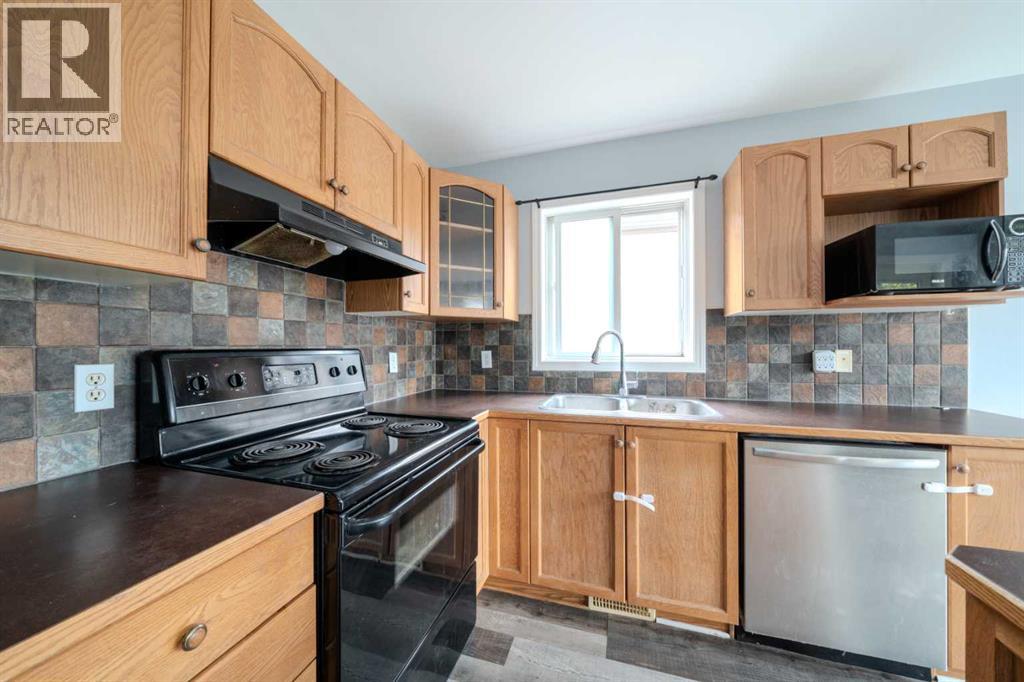 Single Family House for Sale in  Everstone Avenue SW Evergreen Calgary 