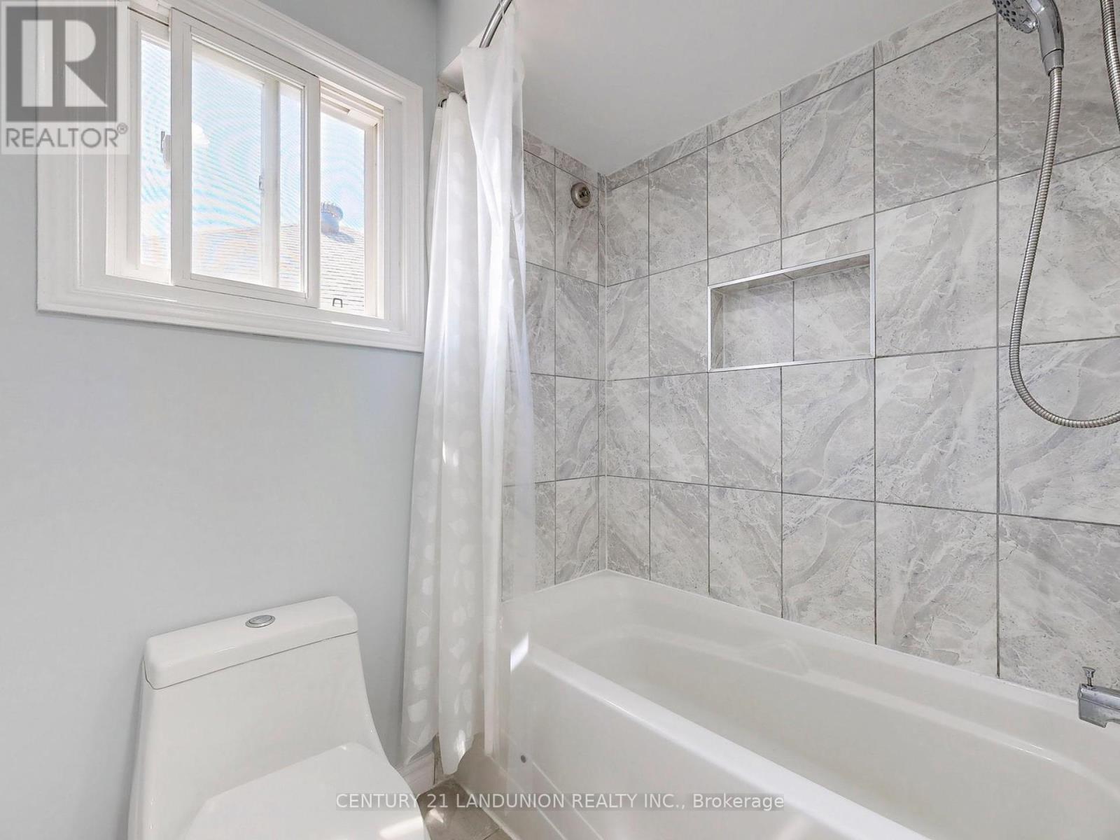Photo 34 of 25 Bemerton Court, Toronto ON