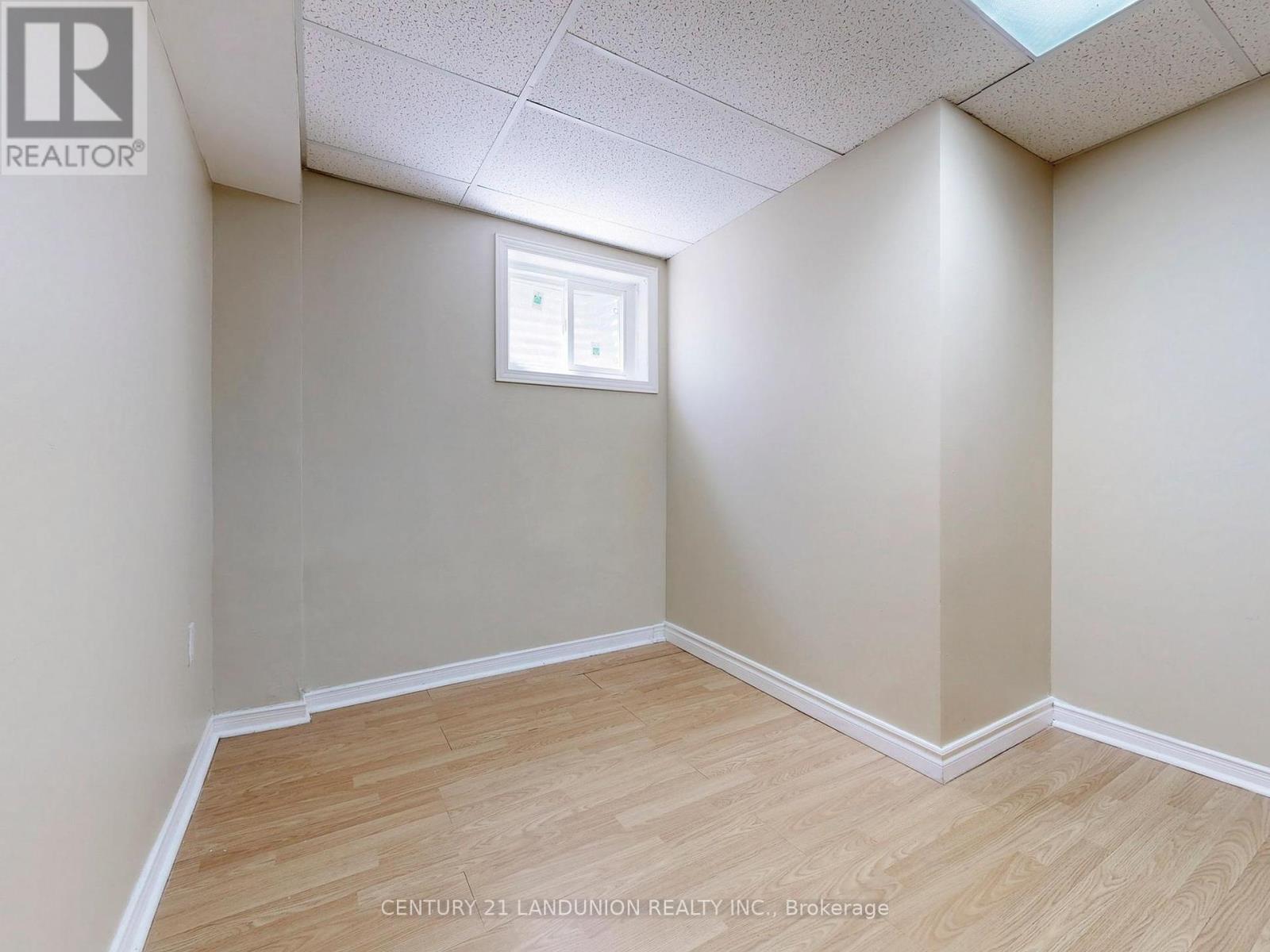 Photo 40 of 25 Bemerton Court, Toronto ON