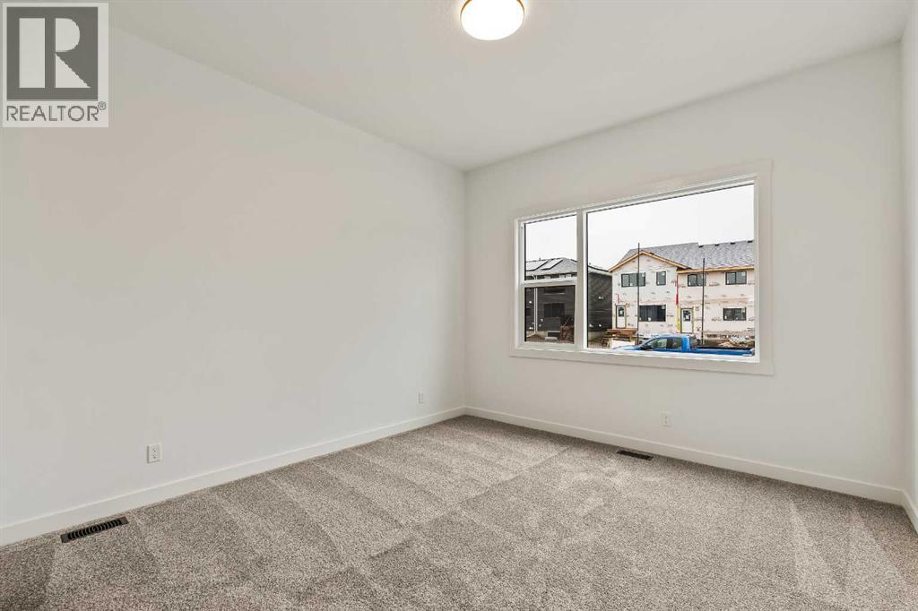 Photo 18 of 19832 44 Street Se, Calgary AB