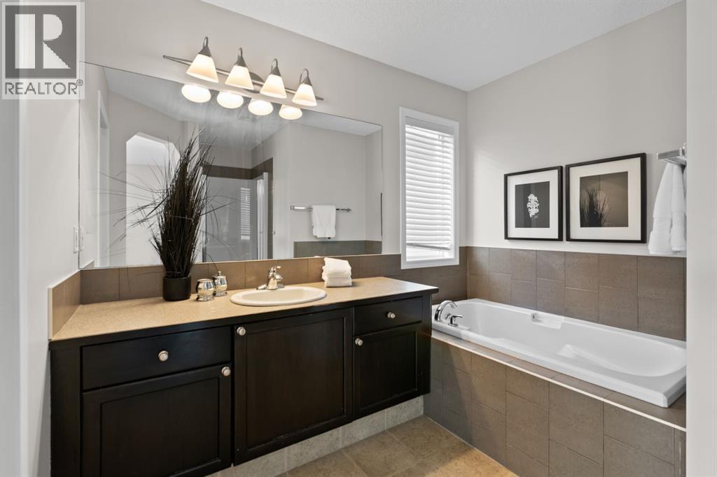 Photo 31 of 50 Evansbrooke Heights Nw, Calgary AB