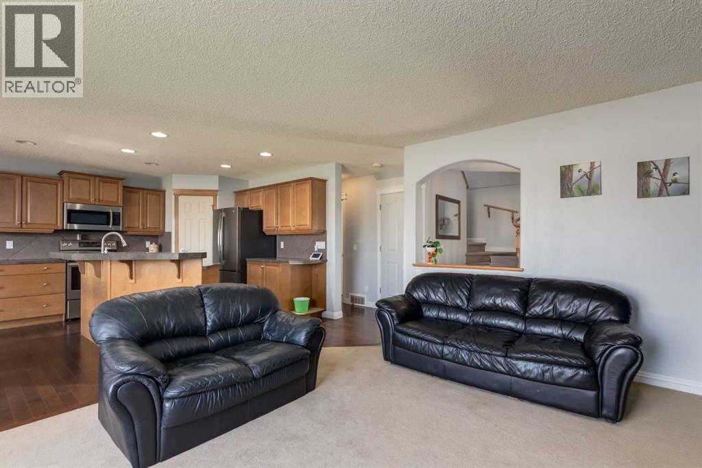Photo 6 of 270 Royal Oak Court Nw, Calgary AB