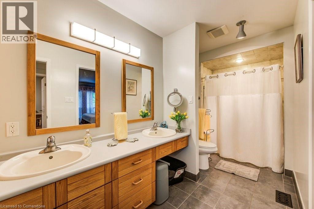 Photo 24 of 155 Mayberry Court, Waterloo ON