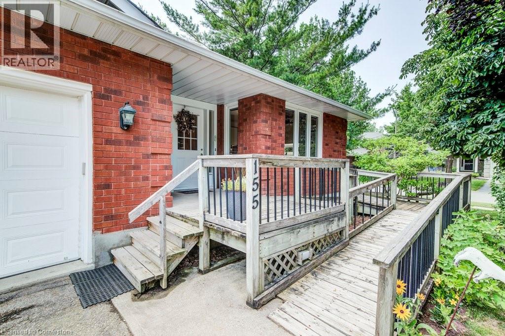 Photo 4 of 155 Mayberry Court, Waterloo ON