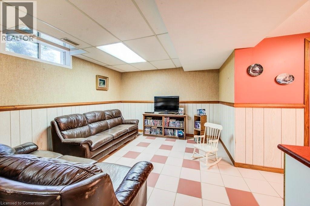 Photo 29 of 155 Mayberry Court, Waterloo ON