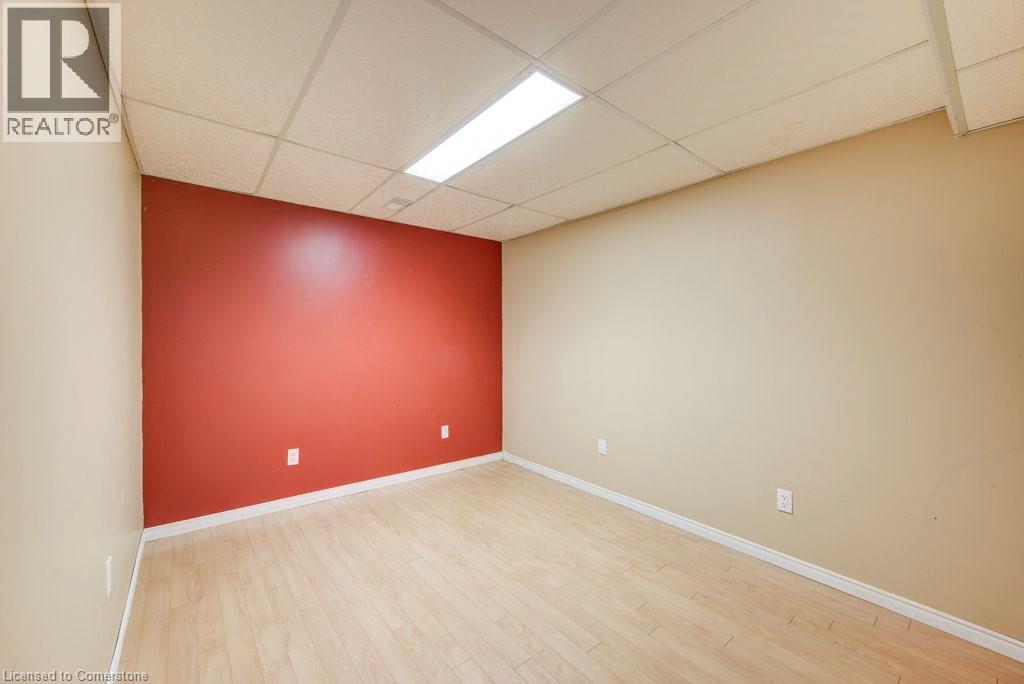 Photo 37 of 155 Mayberry Court, Waterloo ON