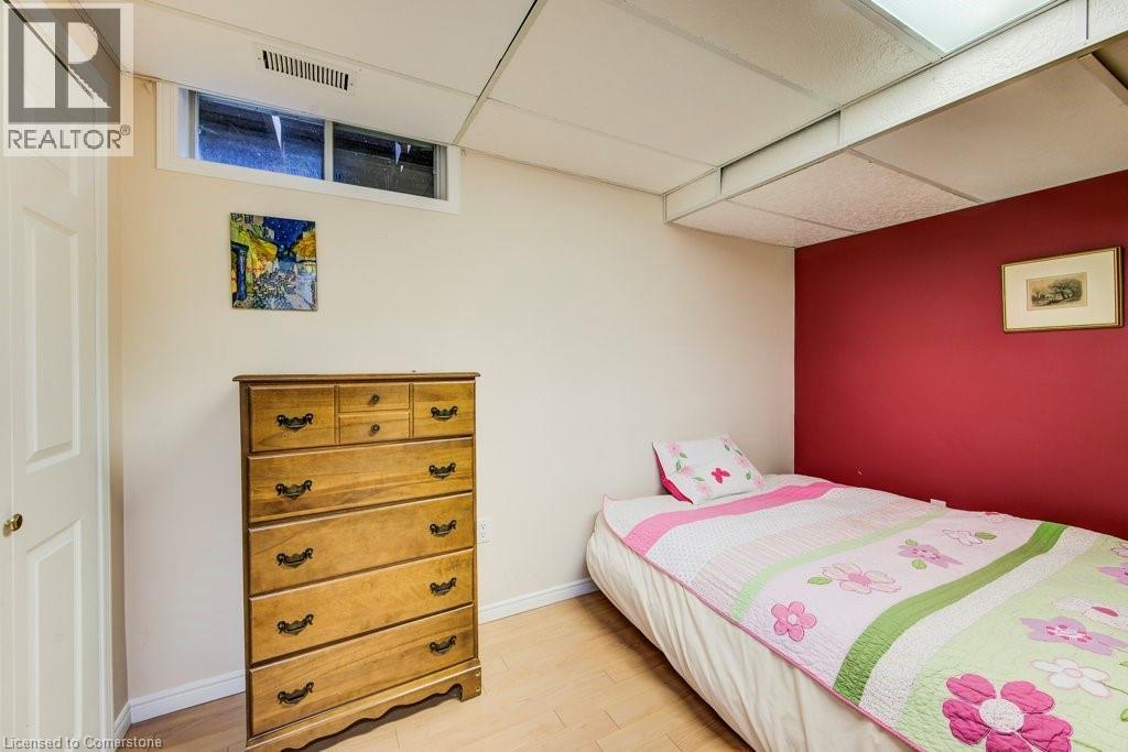 Photo 35 of 155 Mayberry Court, Waterloo ON