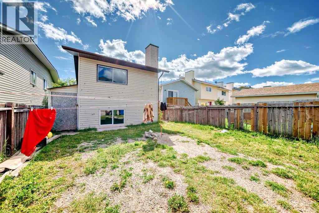 Photo 34 of 210 Falmere Way Ne, Calgary AB