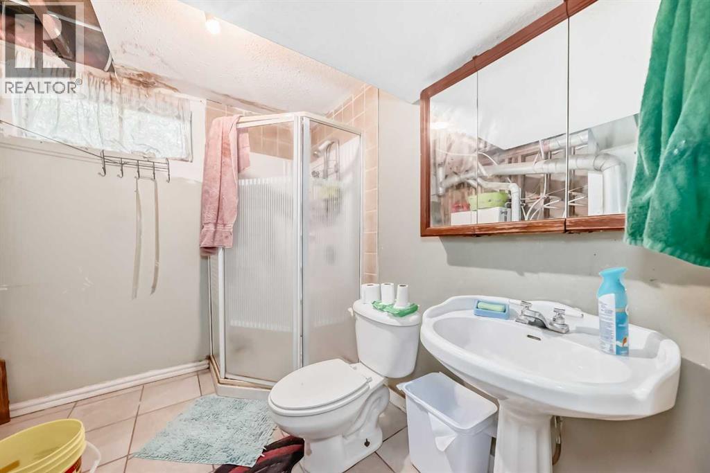 Photo 36 of 210 Falmere Way Ne, Calgary AB