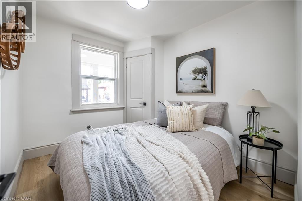 Photo 22 of 155 Picton Street E, Hamilton ON