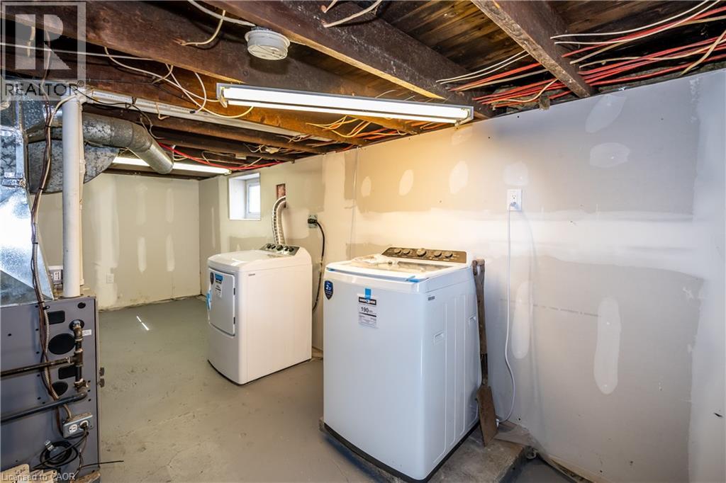 Photo 36 of 155 Picton Street E, Hamilton ON