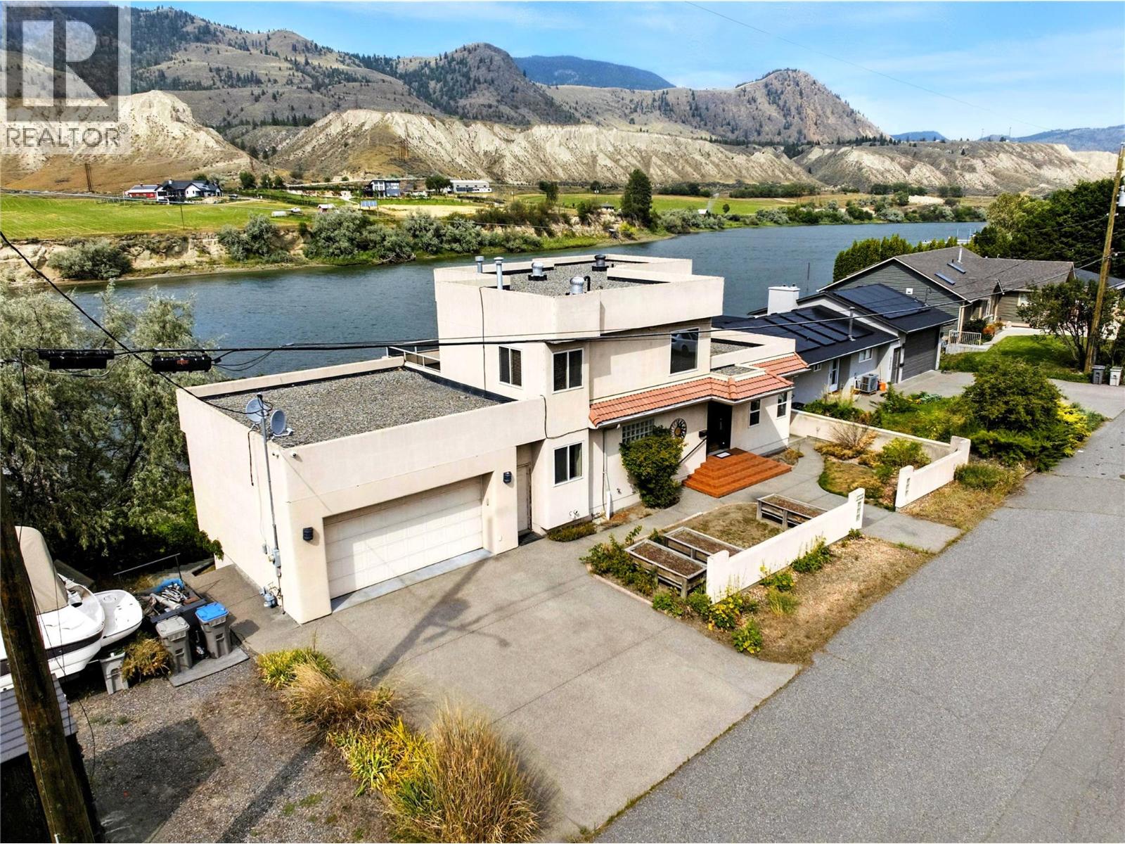 Photo 2 of 4990 Kipp Road, Kamloops BC
