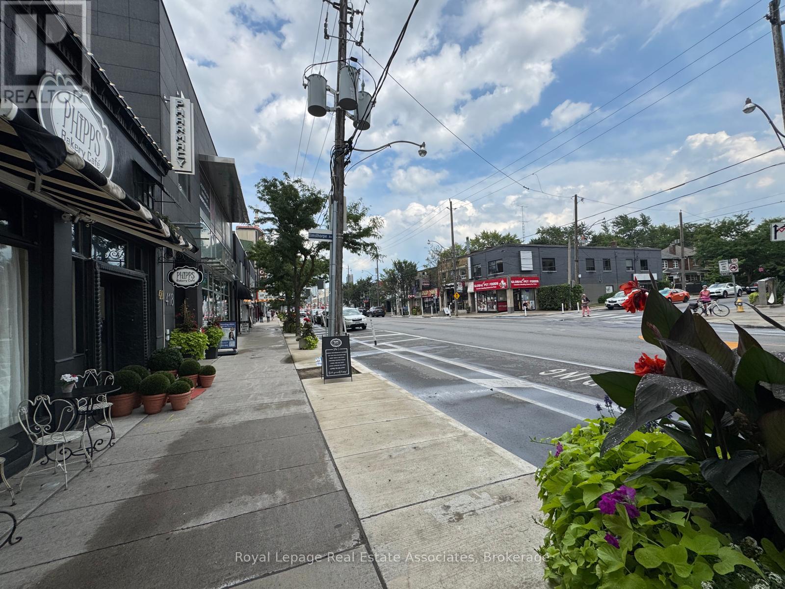 Photo 9 of Lower Level 424 Eglinton Avenue W, Toronto ON