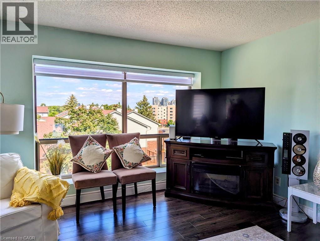 Photo 11 of 300 Keats Way Unit 407, Waterloo ON