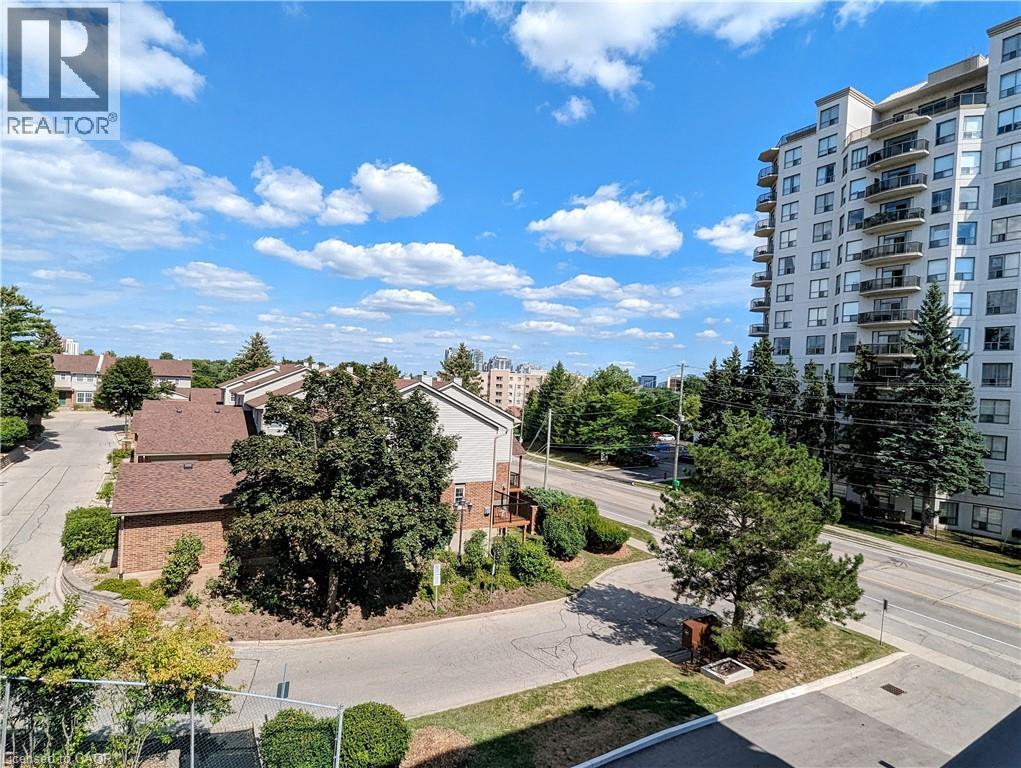 Photo 8 of 300 Keats Way Unit 407, Waterloo ON