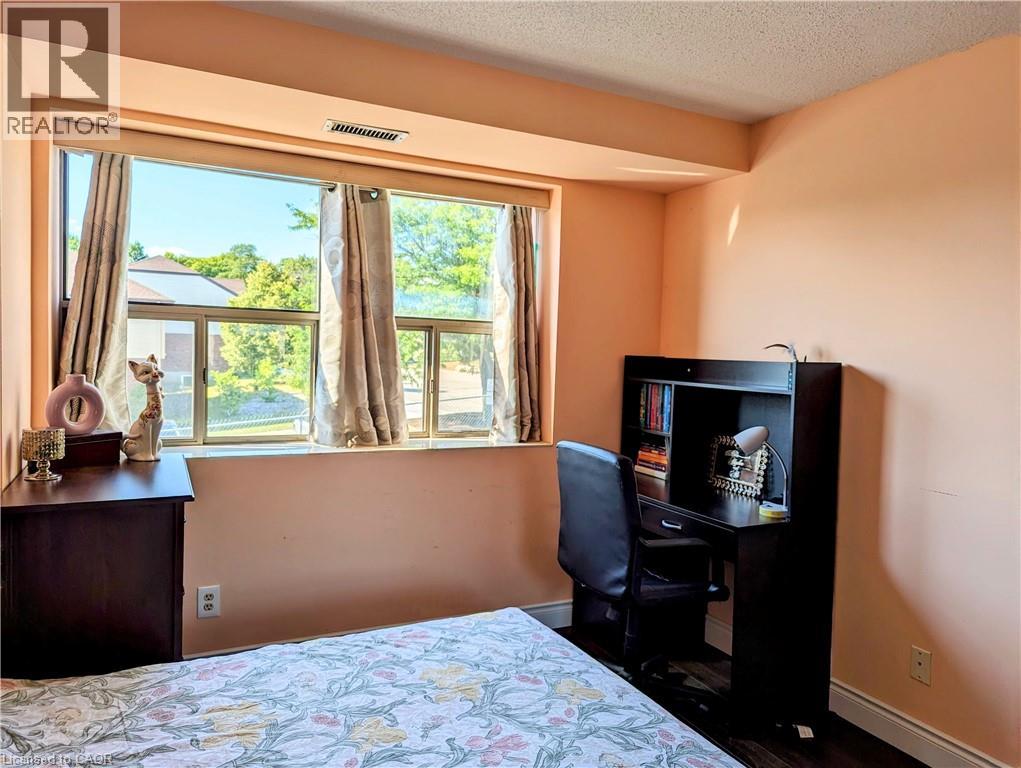 Photo 36 of 300 Keats Way Unit 407, Waterloo ON
