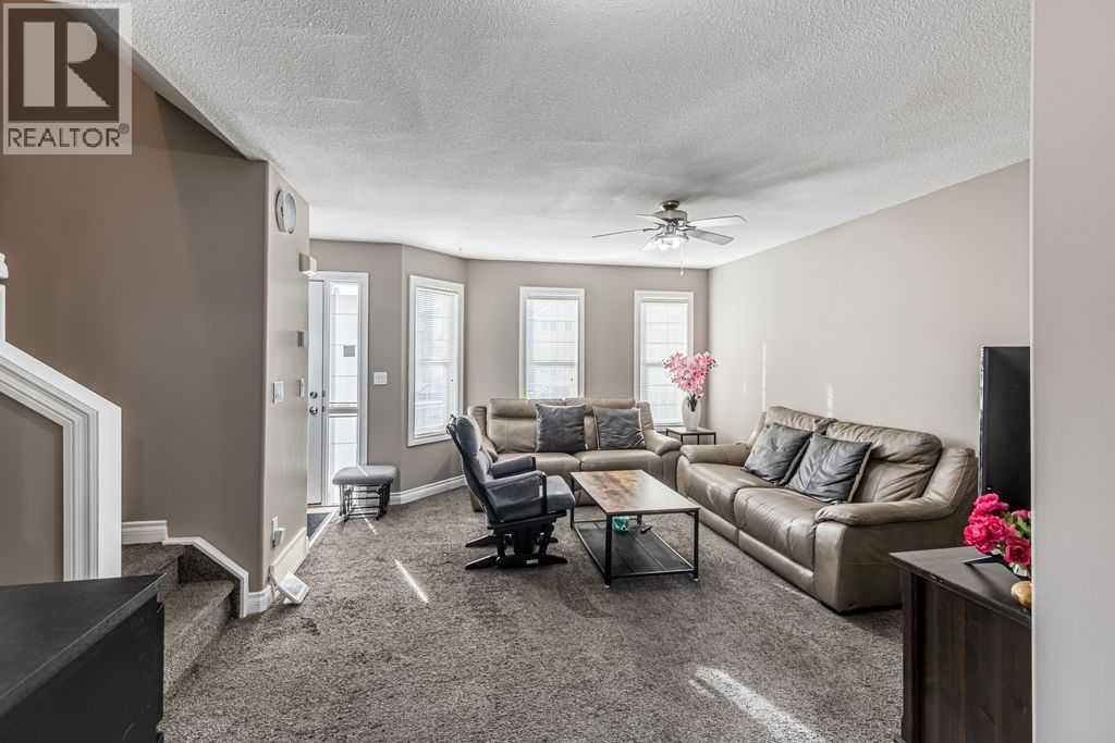 Photo 6 of 98 Tarawood Lane Ne, Calgary AB