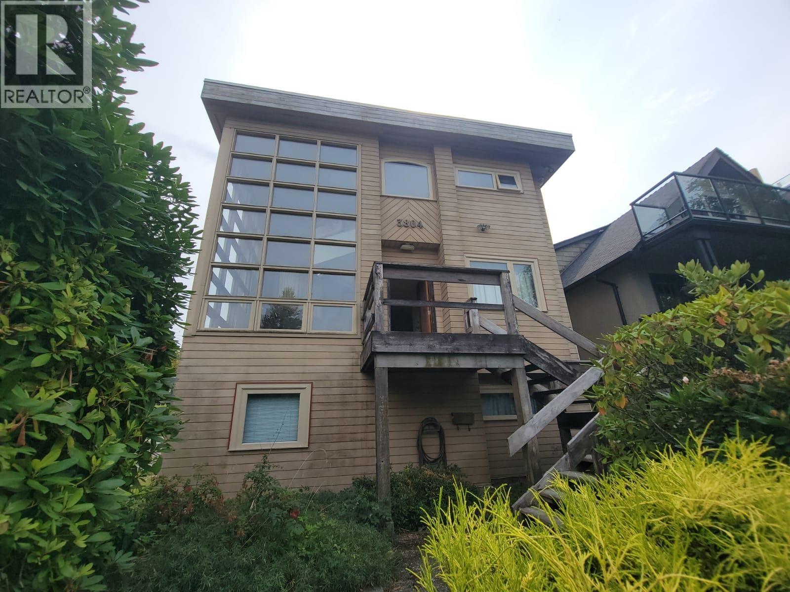 Photo 1 of 3804 W 14th Avenue, Vancouver BC