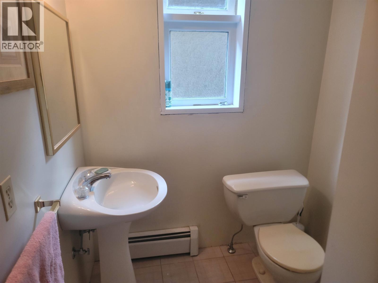 Photo 14 of 3804 W 14th Avenue, Vancouver BC