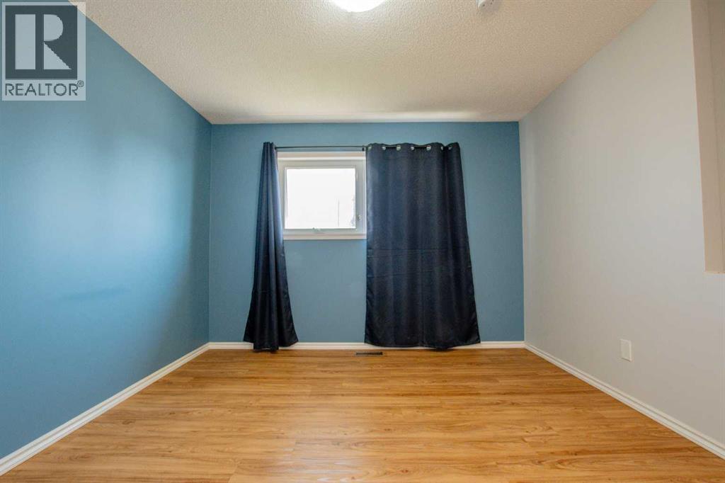Photo 9 of 11808 98 Street, Grande Prairie AB