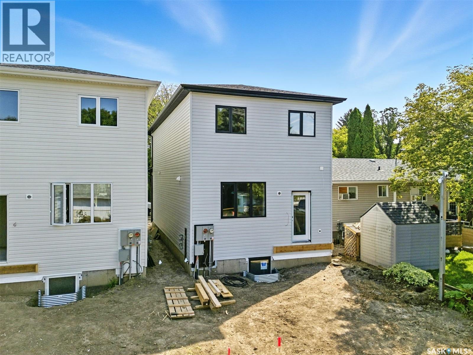 Photo 9 of 1914 Herman Avenue, Saskatoon SK