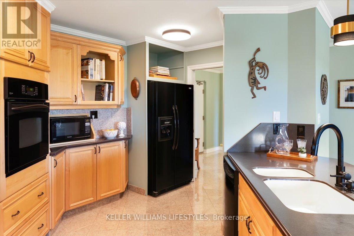 Photo 19 of 1202 19 King Street, London East ON