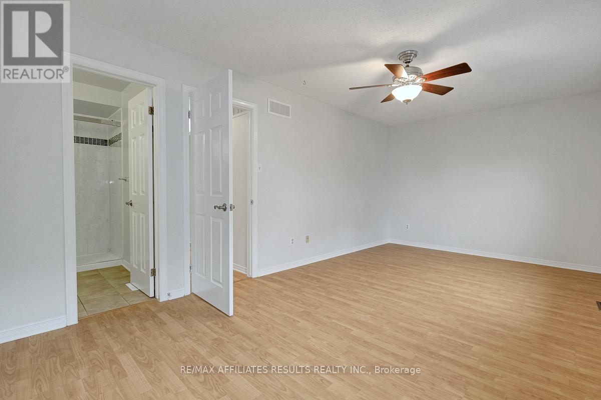 Photo 23 of 22 Hendrie Court, Ottawa ON