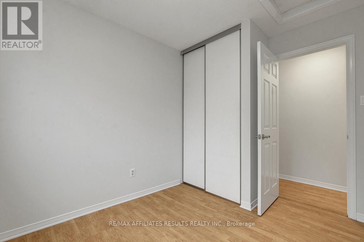 Photo 32 of 22 Hendrie Court, Ottawa ON