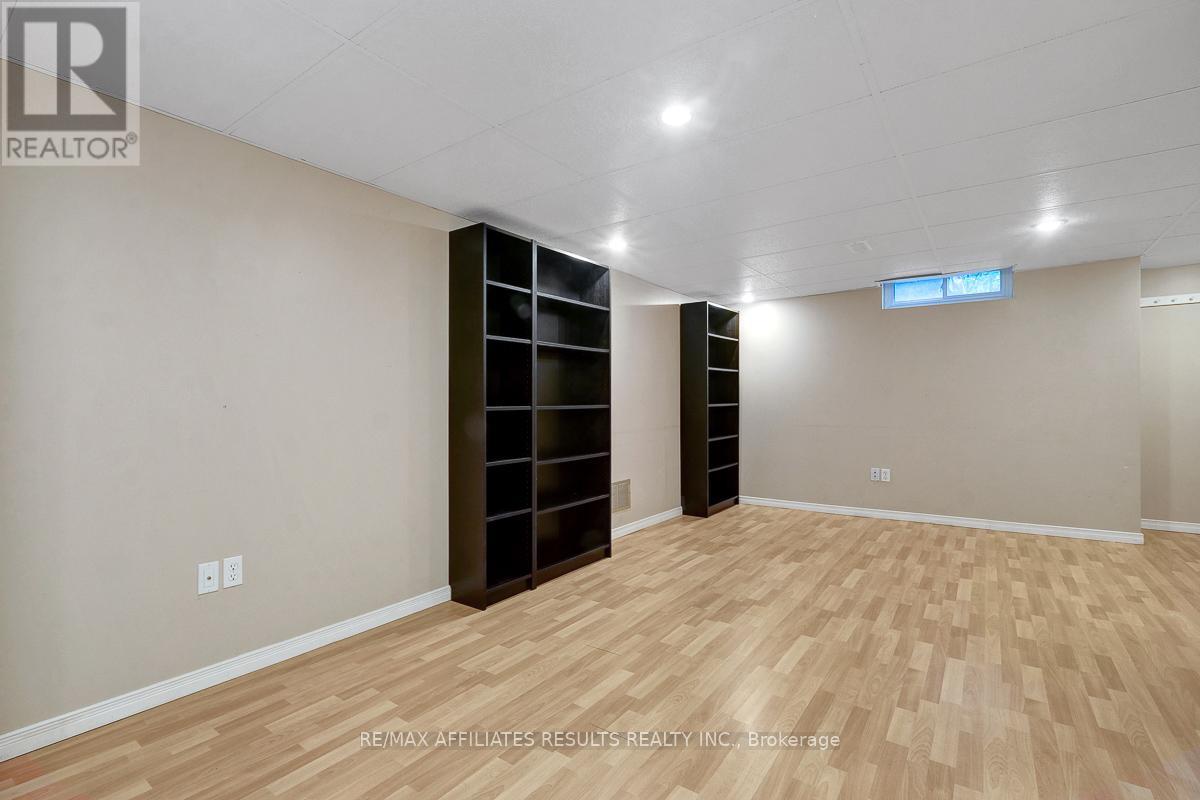 Photo 36 of 22 Hendrie Court, Ottawa ON