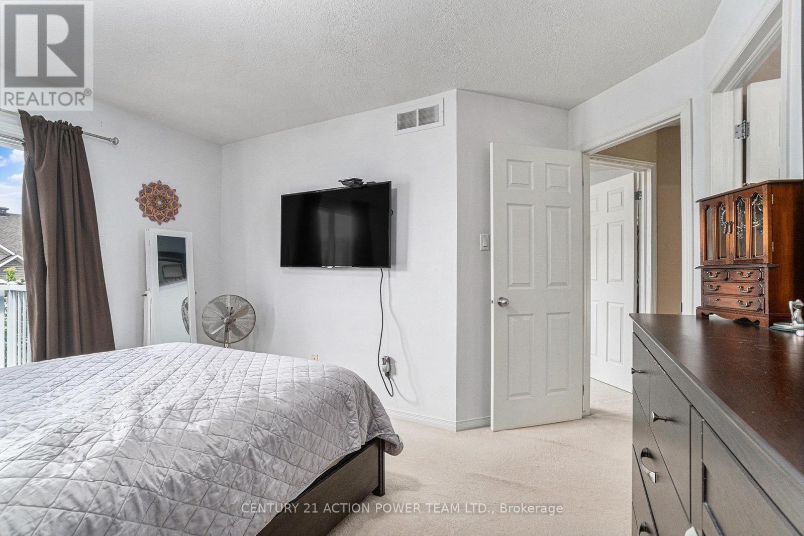 Photo 27 of 123 Gatestone Private, Ottawa ON